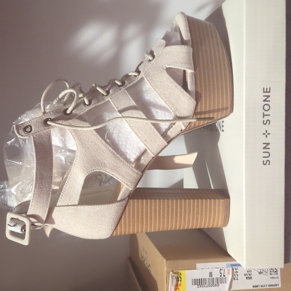 Shoes - Picture 4 of 6